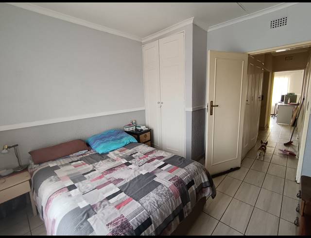 3 BEDROOM DUPLEX FOR SALE IN BRACKENHURST